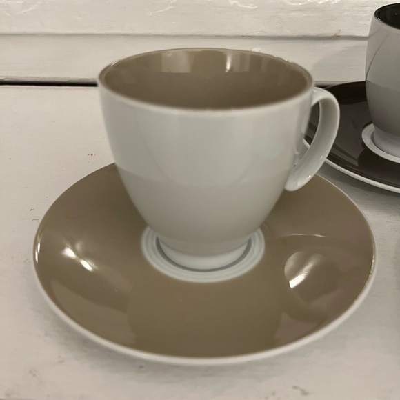 Guy Degrenne Espresso Cups and Saucers Set of 4 - Picture 4 of 14